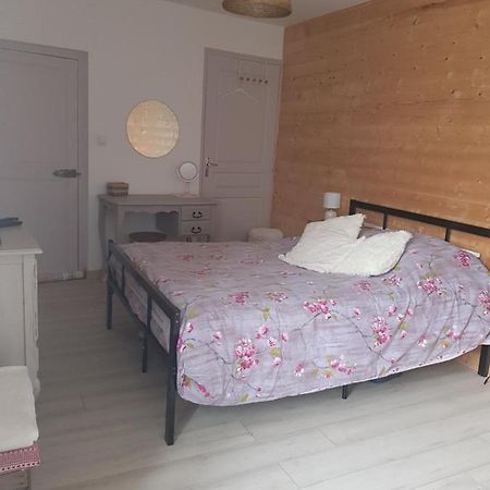 Maison ,1 Chambre, Une Petite Piece , Un Salon, 5 Couchages Villa Chevire-le-Rouge Ngoại thất bức ảnh