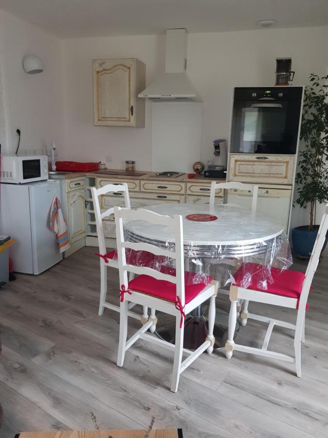 Maison ,1 Chambre, Une Petite Piece , Un Salon, 5 Couchages Villa Chevire-le-Rouge Ngoại thất bức ảnh