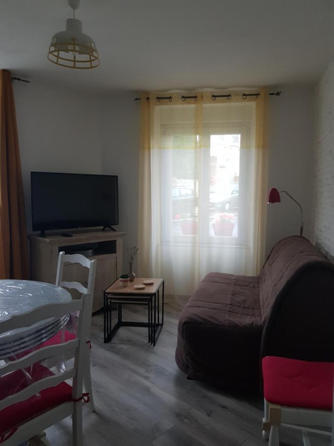 Maison ,1 Chambre, Une Petite Piece , Un Salon, 5 Couchages Villa Chevire-le-Rouge Ngoại thất bức ảnh
