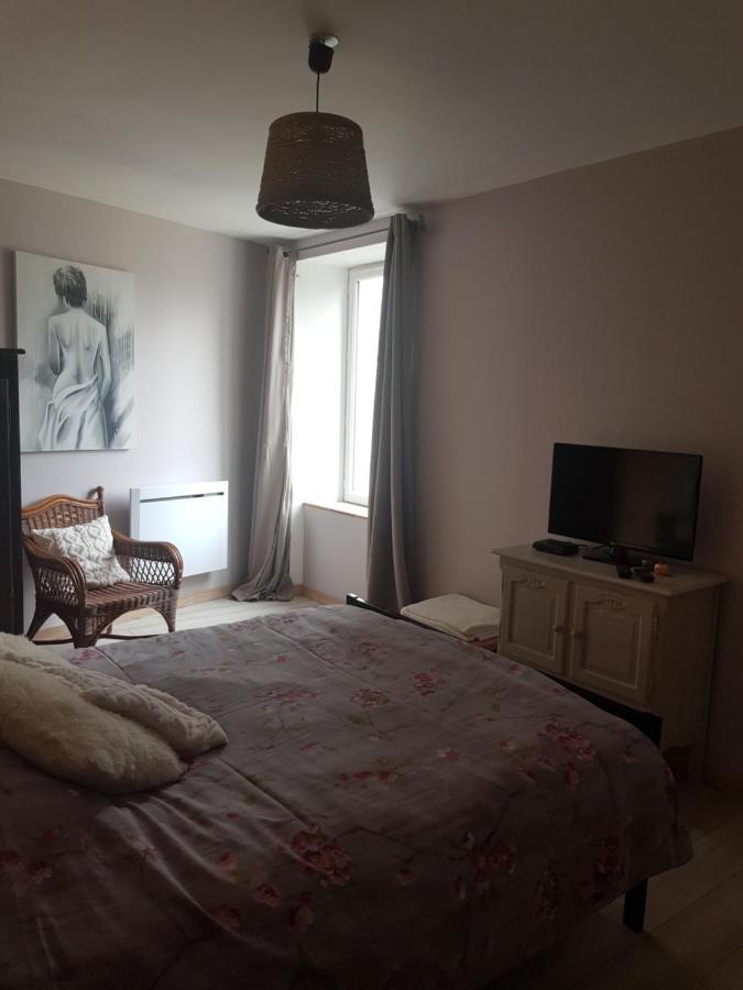 Maison ,1 Chambre, Une Petite Piece , Un Salon, 5 Couchages Villa Chevire-le-Rouge Ngoại thất bức ảnh